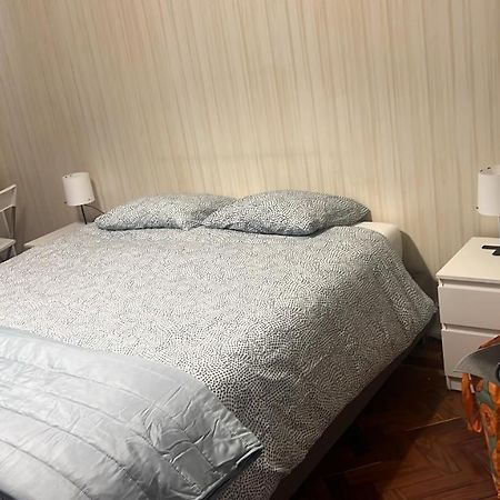Habitacion Privada Para 3 Grande Con Balcon Лиссабон Экстерьер фото