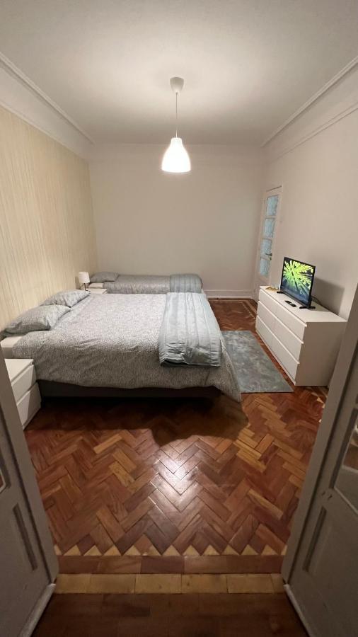Habitacion Privada Para 3 Grande Con Balcon Лиссабон Экстерьер фото